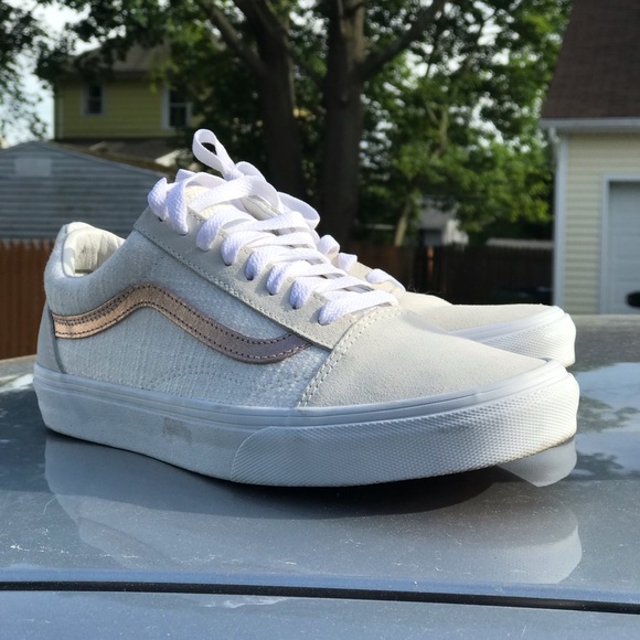 Vans Other - Unisex (Men’s and Women’s) Vans